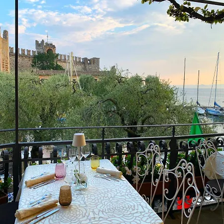 Gardesana Hotel