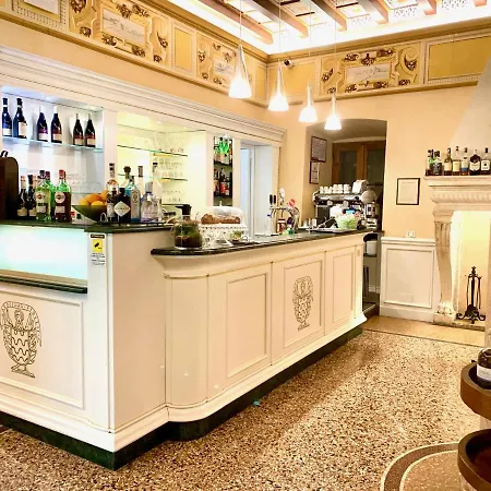 Hotel Albergo Gardesana 3*