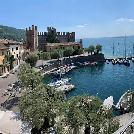 Gardesana Torri Del Benaco