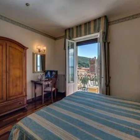 Gardesana 3* Torri Del Benaco