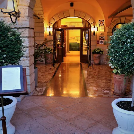 Gardesana Torri Del Benaco