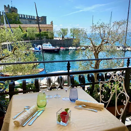 Ristorante Gardesana ***s 3* Torri Del Benaco